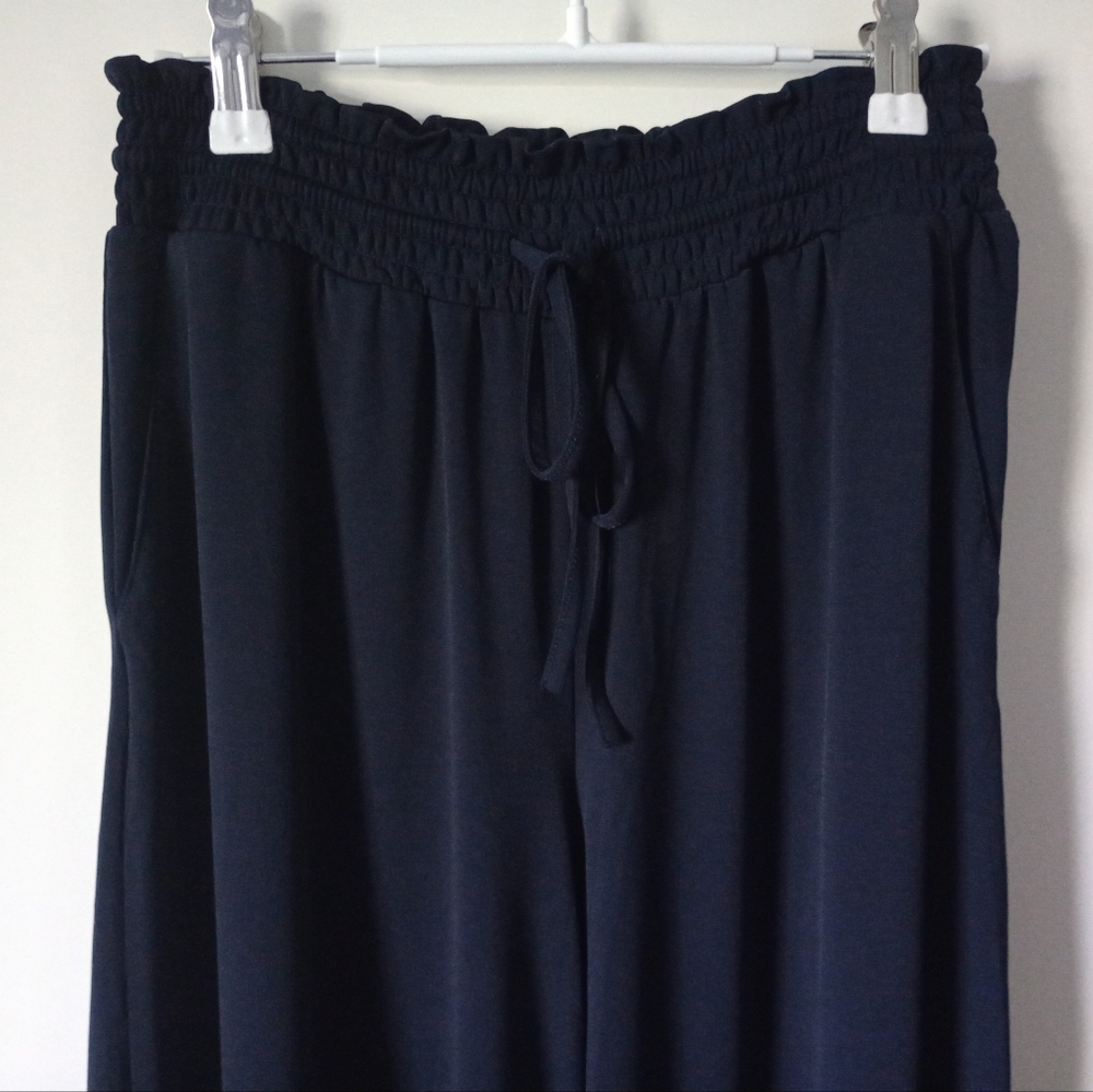 Ellen Tracy Navy Wide-Leg Pull On Pants Size Small - Picture 2 of 9